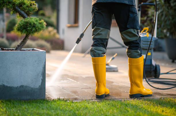 Why Choose Our Certified Pressure Washing Experts for Your Project Needs in Apopka, FL?